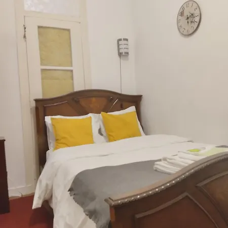 Quarto B-3